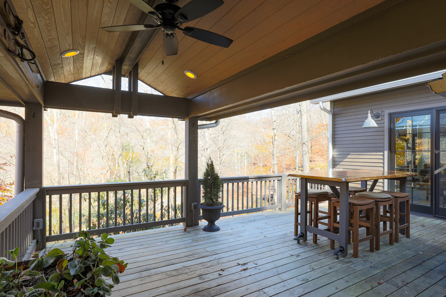 Covered bbq area on back deck